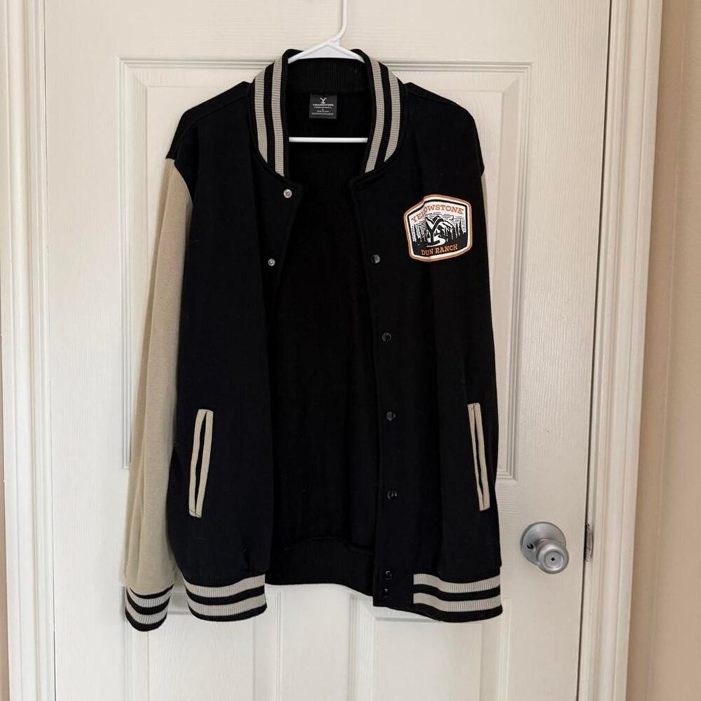 Unbranded Women's Black and Navy Jacket